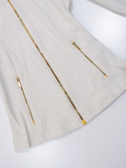 Gold zipper jacket and yoga pants set. 
Quick-dry and breathable, slimming and lightweight, tight-fitting