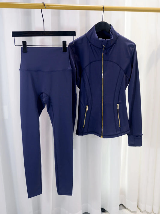 Gold zipper jacket and yoga pants set. 
Quick-dry and breathable, slimming and lightweight, tight-fitting